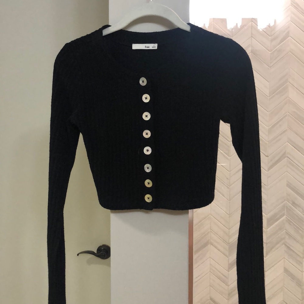 NWOT Aritzia cropped sweater top